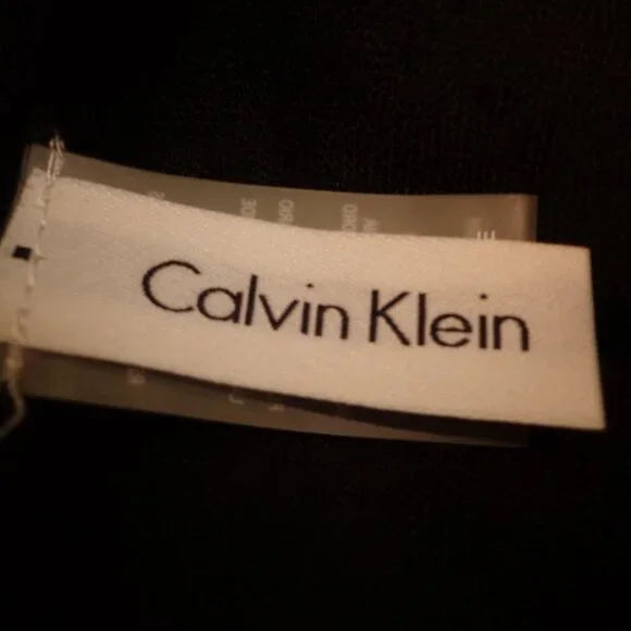 NWOT Calvin Klein Shawl Scarf Wrap Black Fringe - Picture 6 of 10